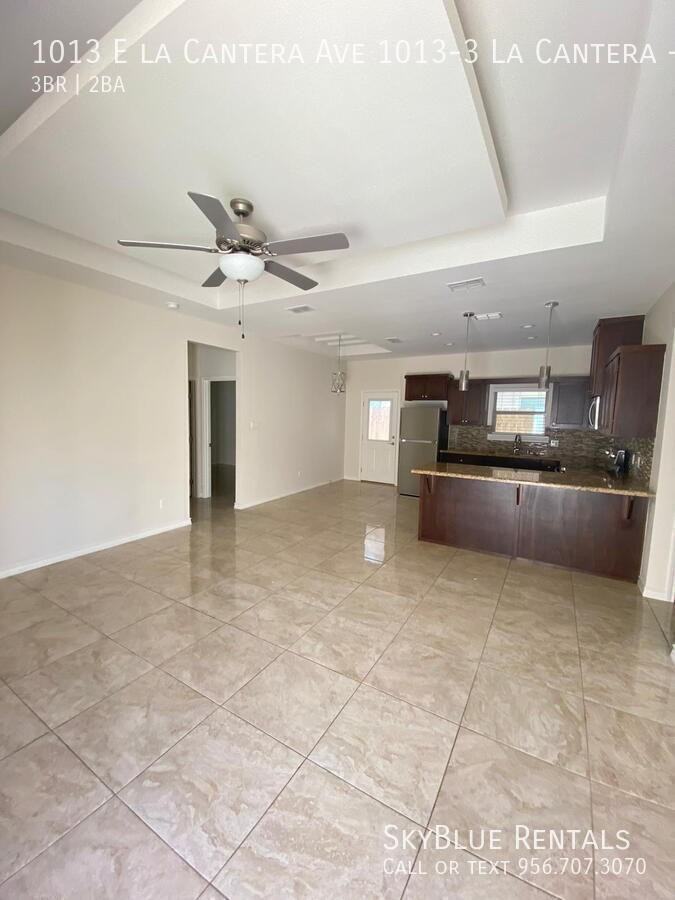 1013 E la Cantera Ave 1013-3 La Cantera #3 - Photo 3 of 9