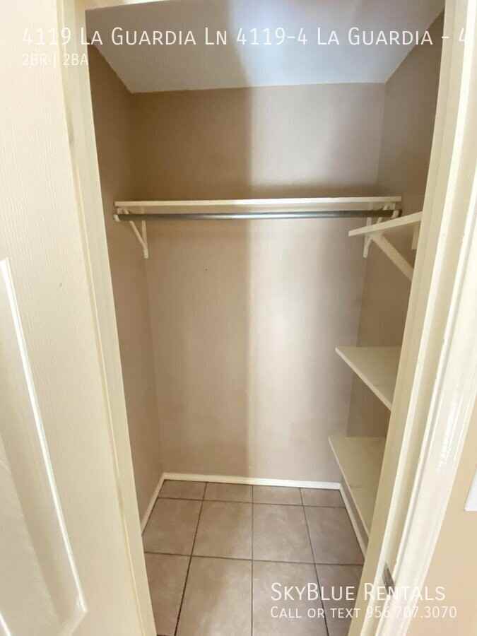 4119 W La Guardia Ln #4 - Photo 7 of 12