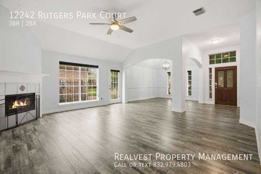 12242 Rutgers Park Ct - Photo 6 of 29