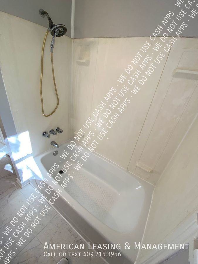 235 Chapmon Rd - Photo 4 of 14