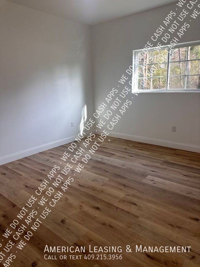 1003 Lynn St #A - Photo 5 of 8