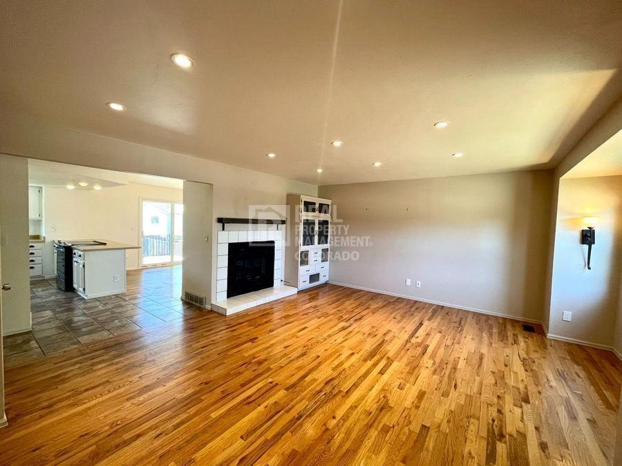 8164 Horizon Dr - Photo 2 of 22