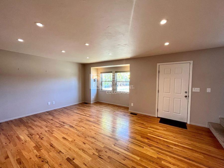 8164 Horizon Dr - Photo 3 of 22