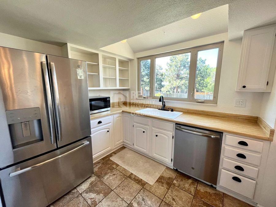 8164 Horizon Dr - Photo 7 of 22