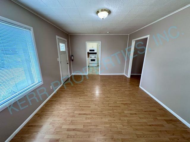 14530 Se Main St #A - Photo 3 of 19