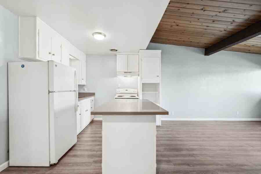 22555 Linden St #12 - Photo 6 of 48