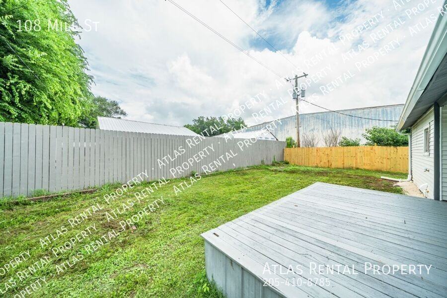 108 Mill St - Photo 3 of 18