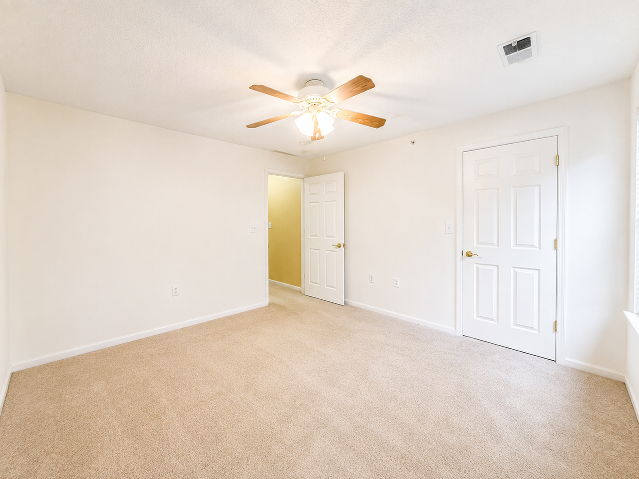 6500 Matalin Pl #310 - Photo 3 of 19
