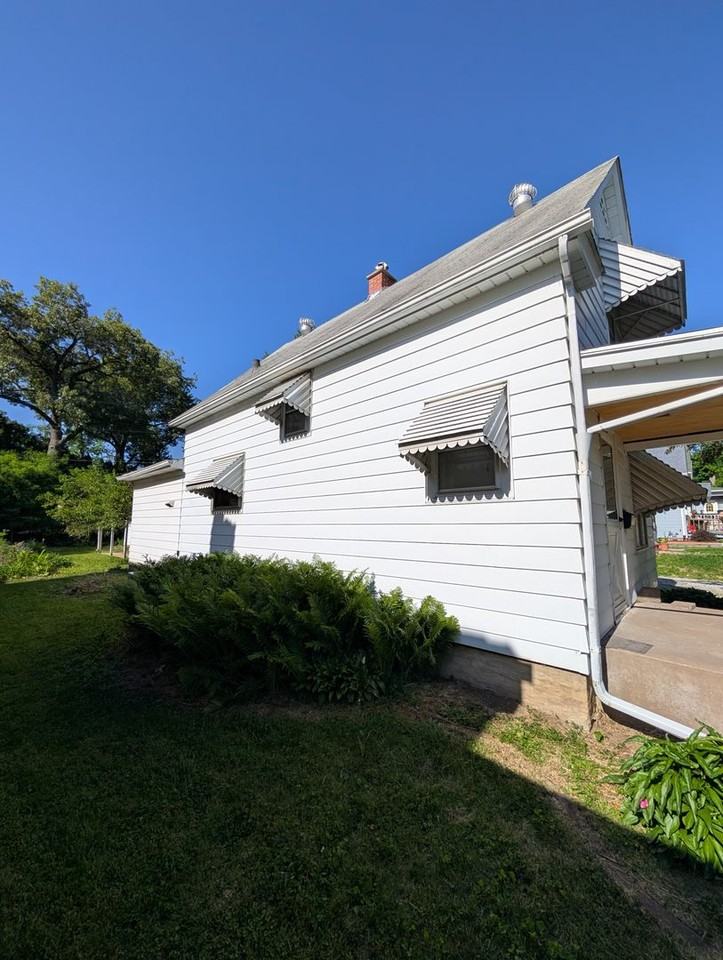 2737 11th Ave #C - Photo 2 of 8