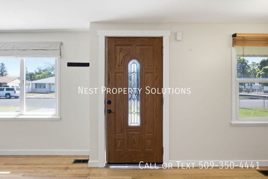 171 G St Se - Photo 4 of 28