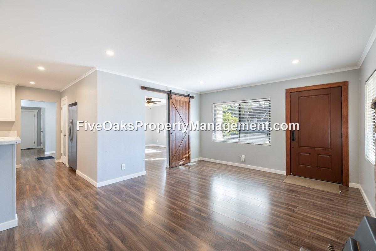 252 Folsom Rd #A - Photo 4 of 25