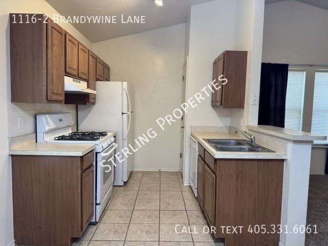 1116 Brandywine Ln Unit 2 - Photo 6 of 32