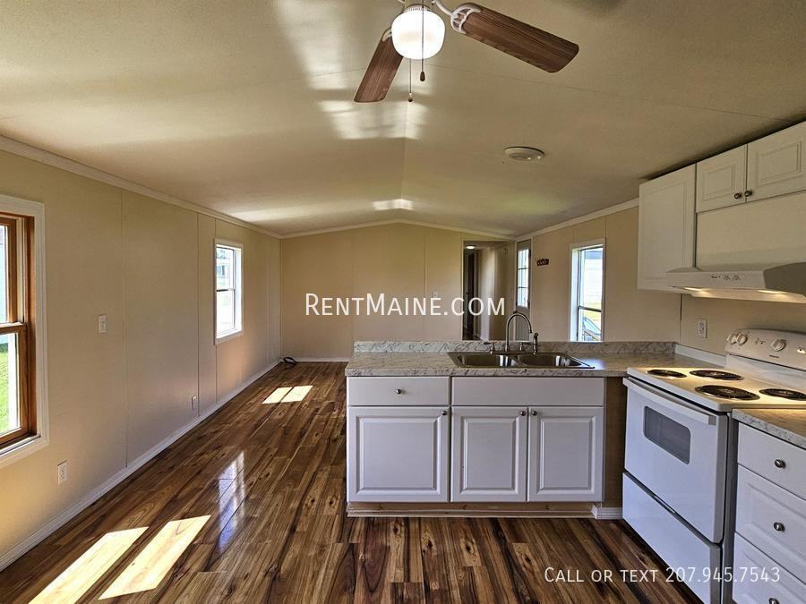 167 F St - Photo 2 of 12