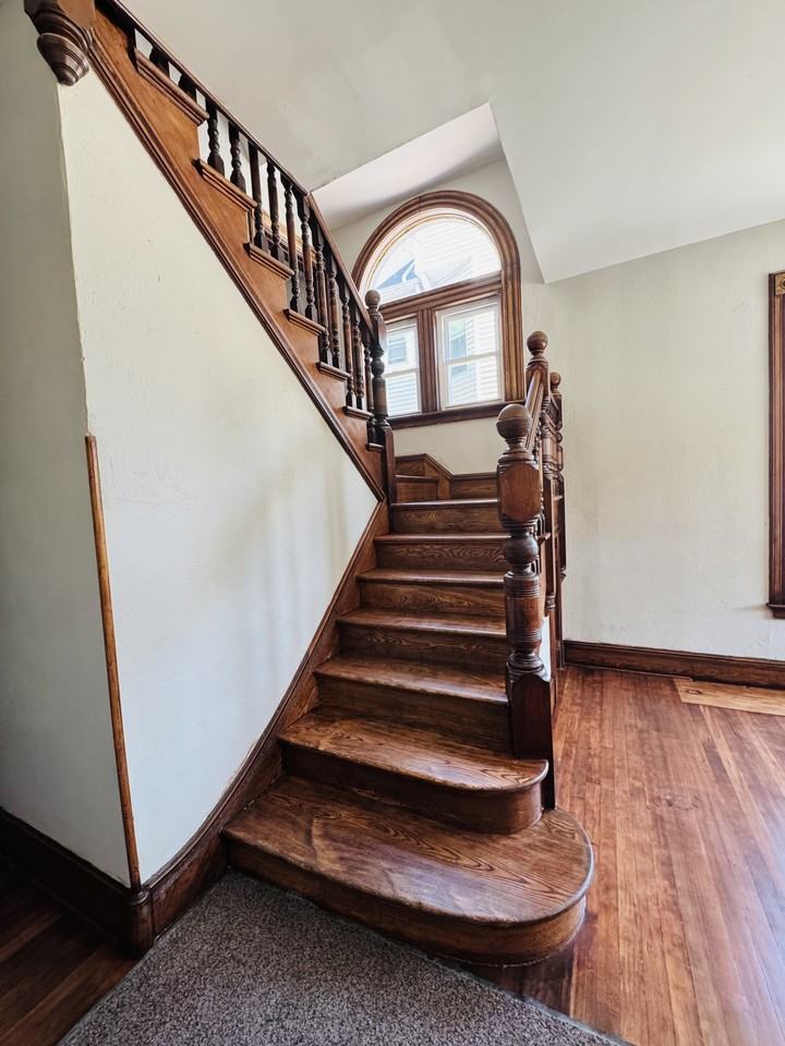 Sherman Pkwy #2 - Photo 4 of 11