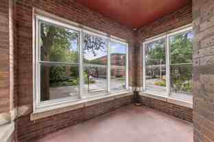 1353 W Catalpa Ave #1 - Photo 1 of 1