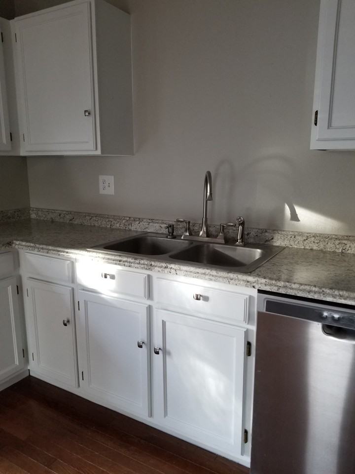 776 Century Pl - Photo 3 of 21