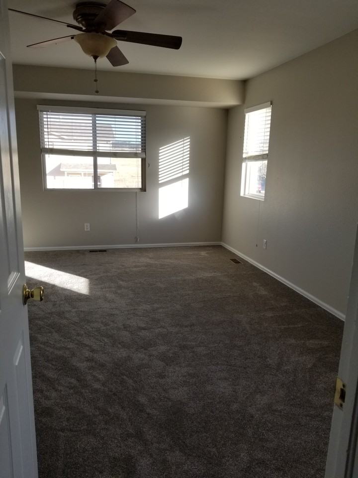 776 Century Pl - Photo 6 of 21