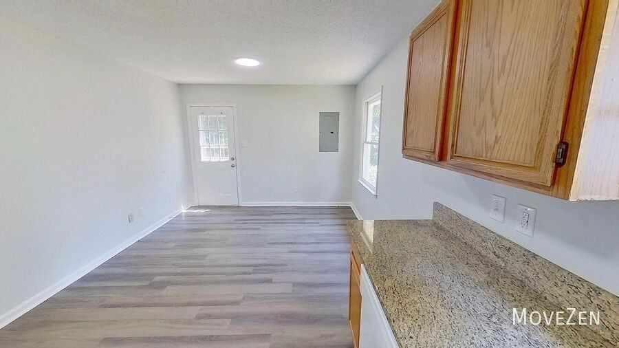 4006 Coltrain Rd - Photo 7 of 49