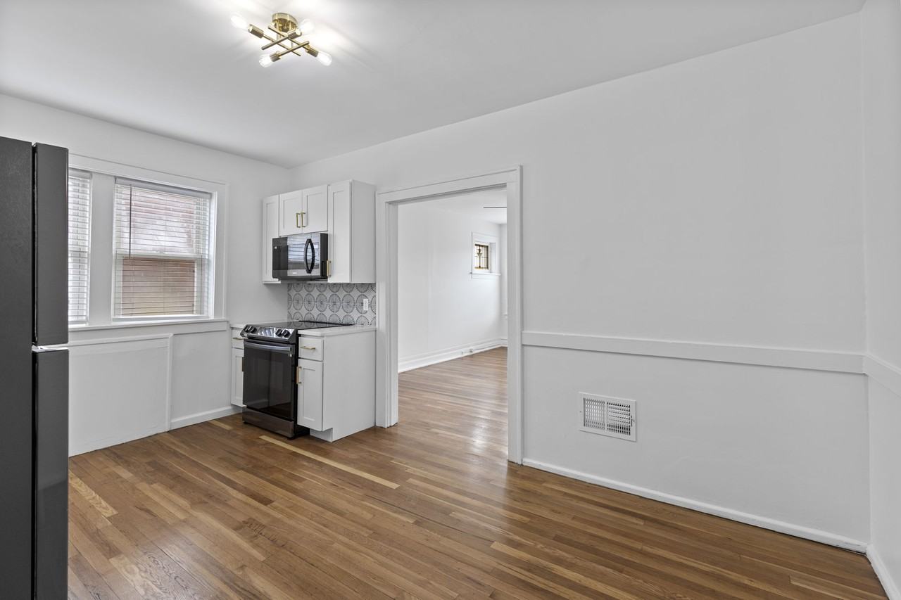 5031a Mardel Avenue., St. Louis, Mo 63109 #A - Photo 3 of 16
