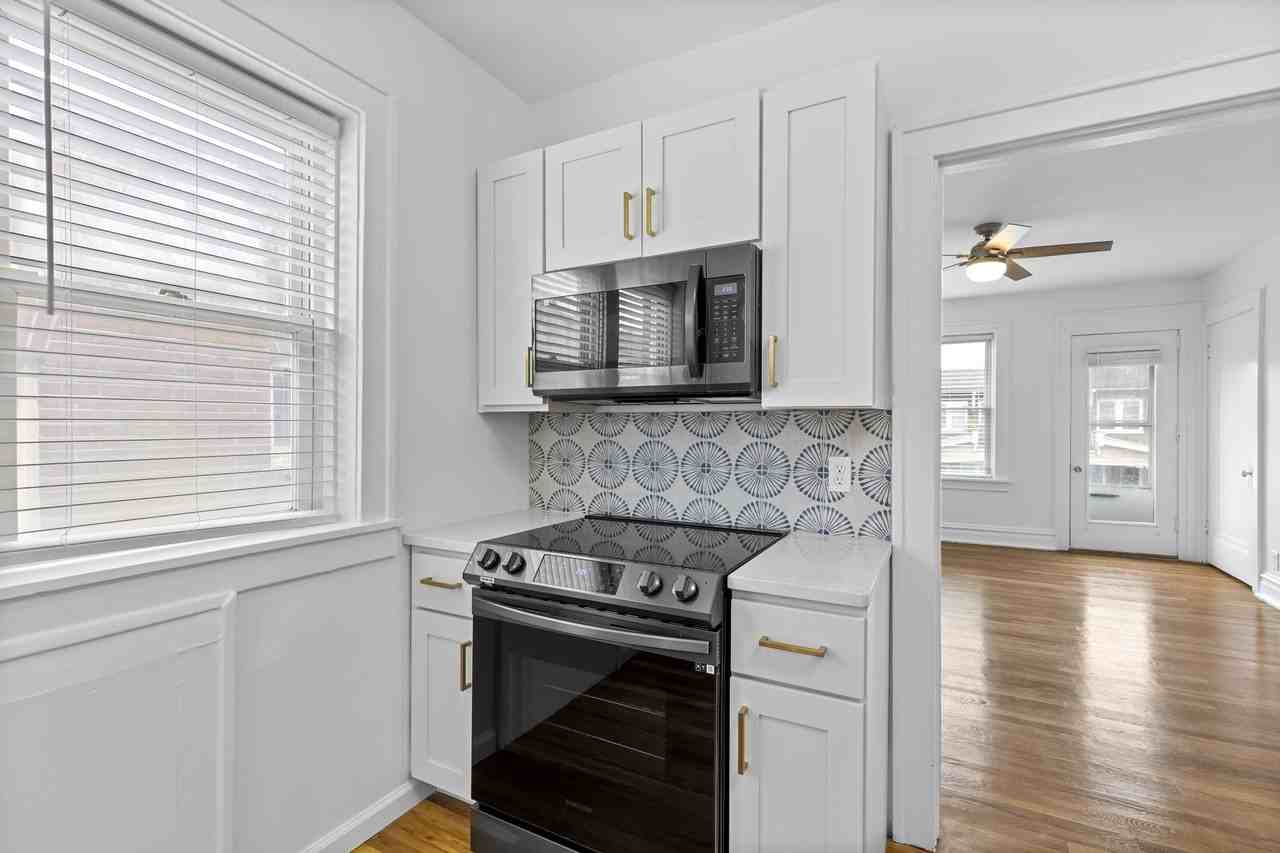 5031a Mardel Avenue., St. Louis, Mo 63109 #A - Photo 4 of 16
