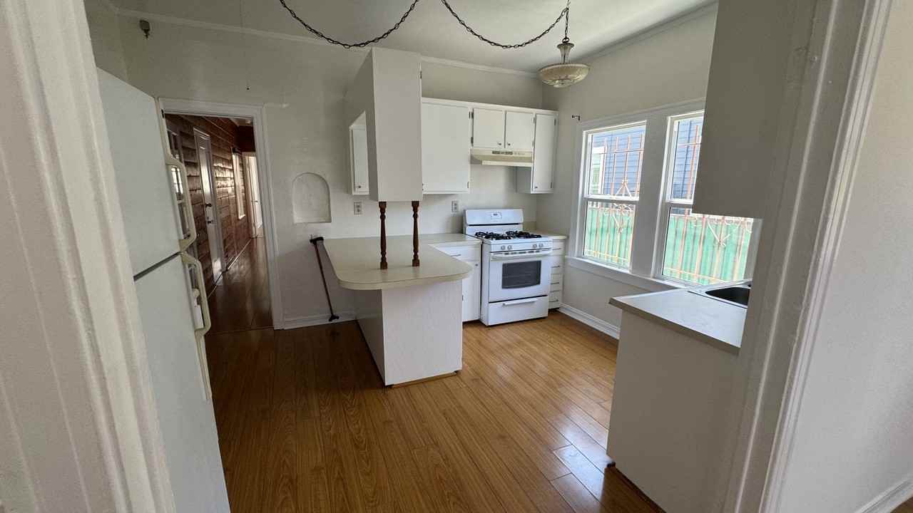 6828 Leland Way #6828 - Photo 4 of 10