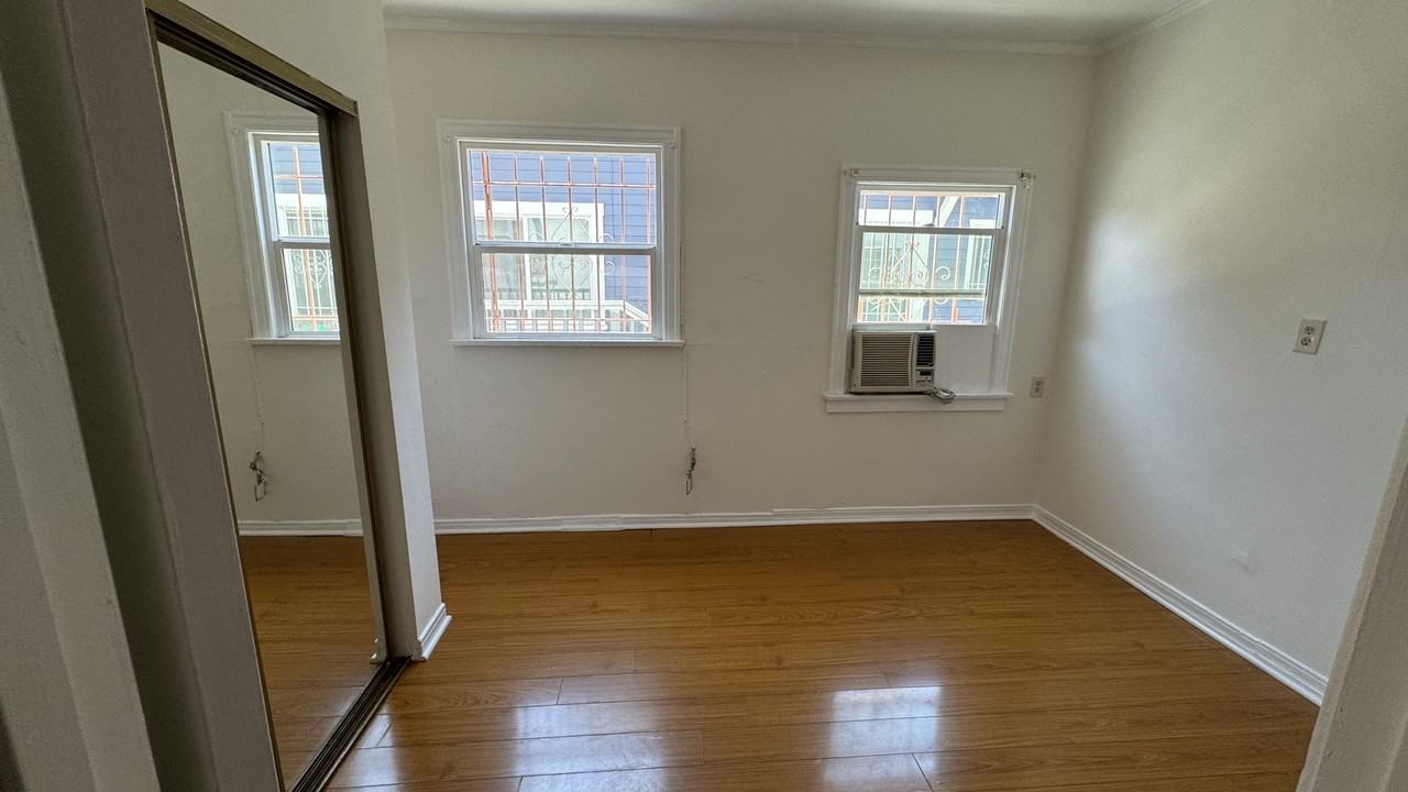 6828 Leland Way #6828 - Photo 7 of 10