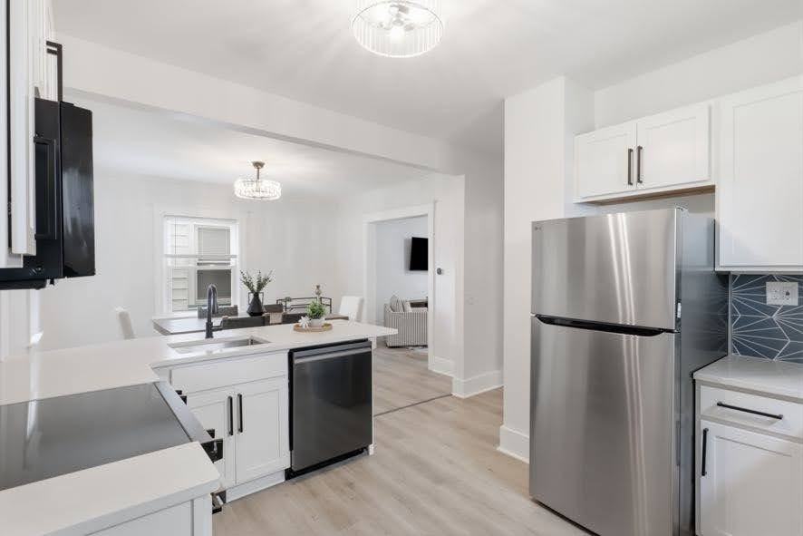 461 Benton St #NA - Photo 7 of 24