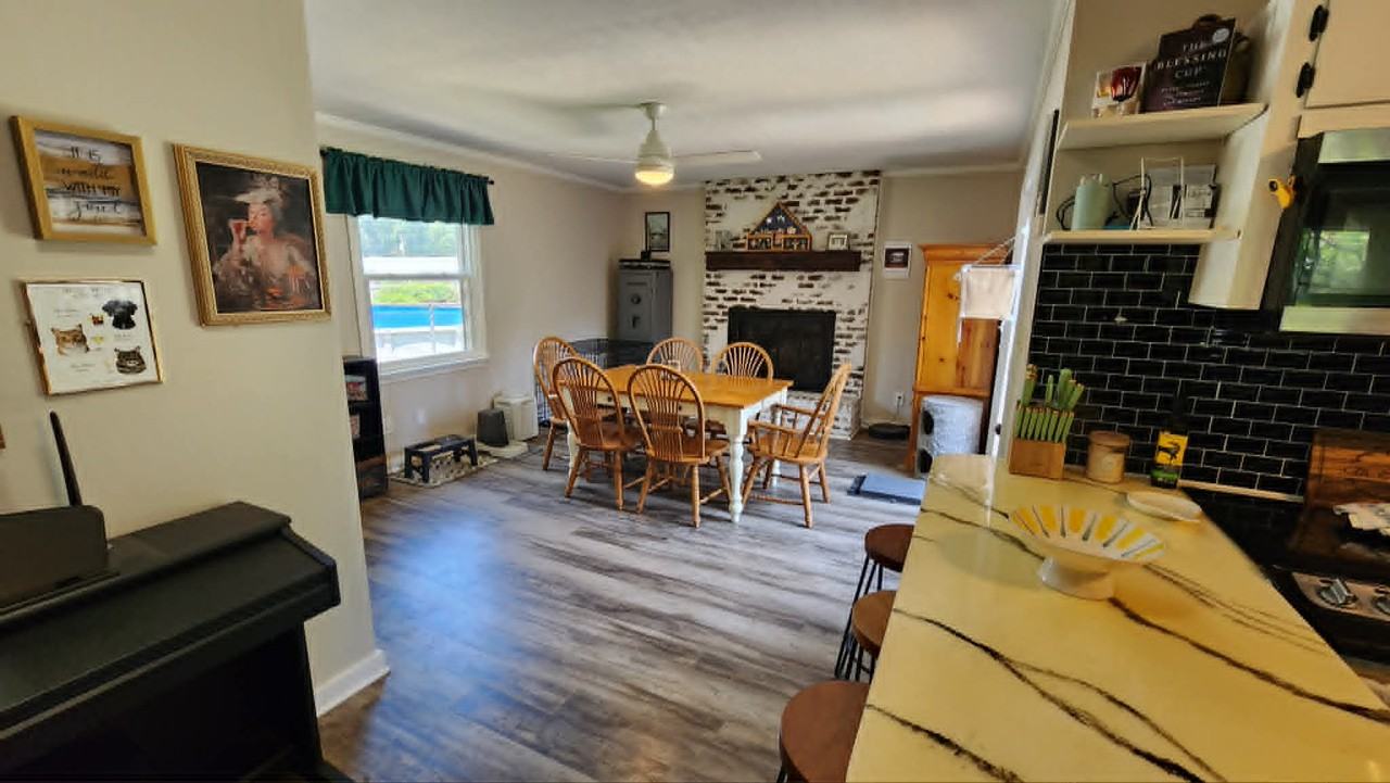 209 Dabney Dr #NA - Photo 4 of 12