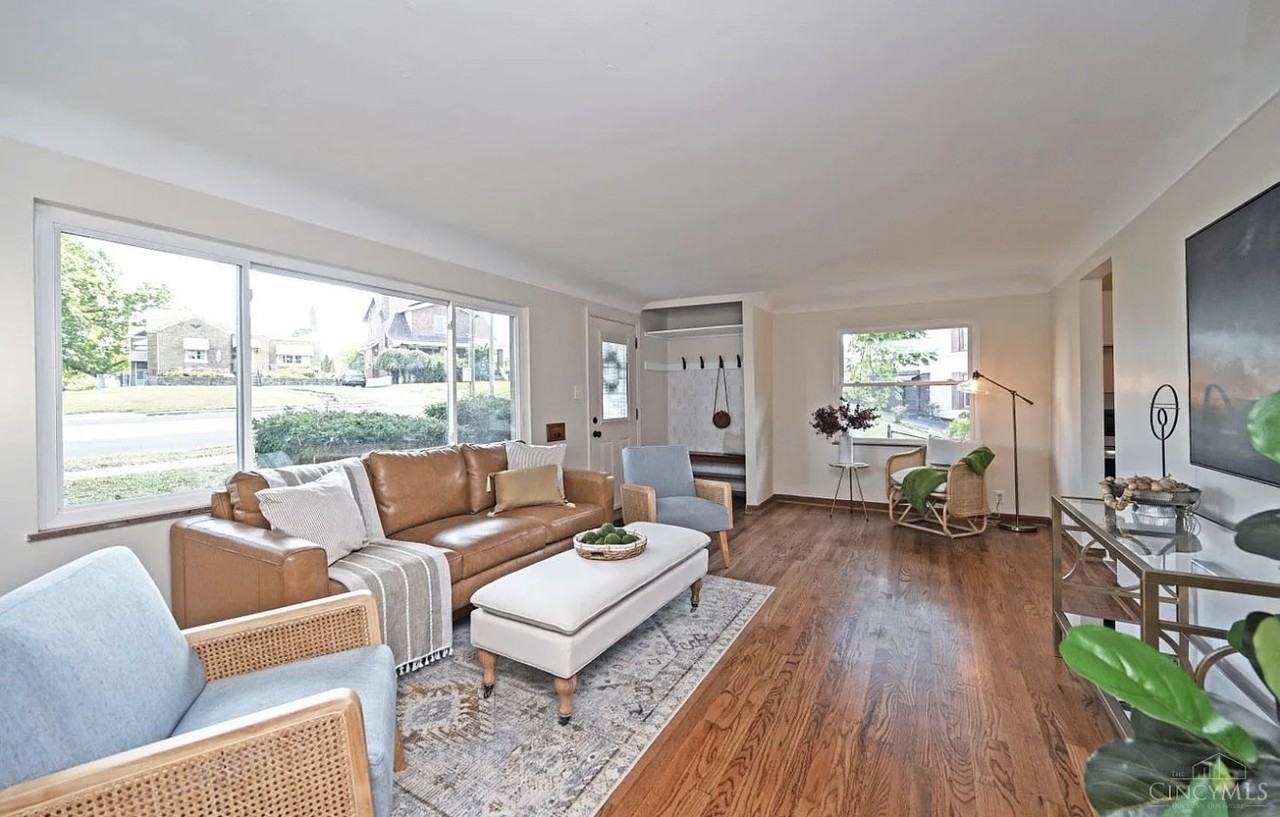 2562 Montana Ave #NA - Photo 2 of 18