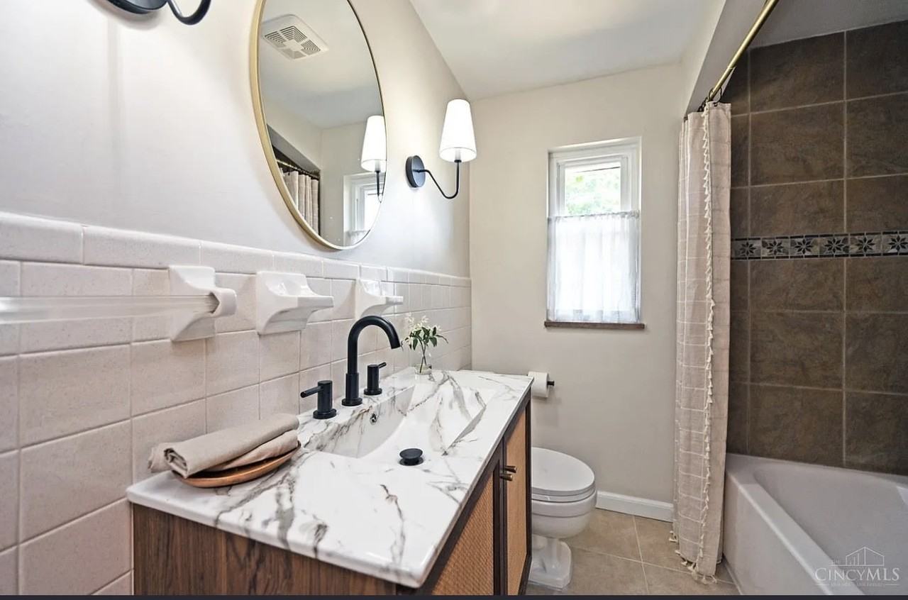 2562 Montana Ave #NA - Photo 7 of 18