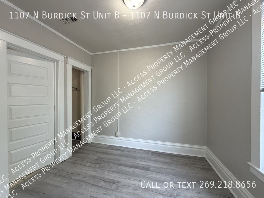 1107 N Burdick St Unit B - Photo 5 of 13