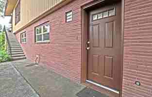featured image of 2051 Melrose St #1