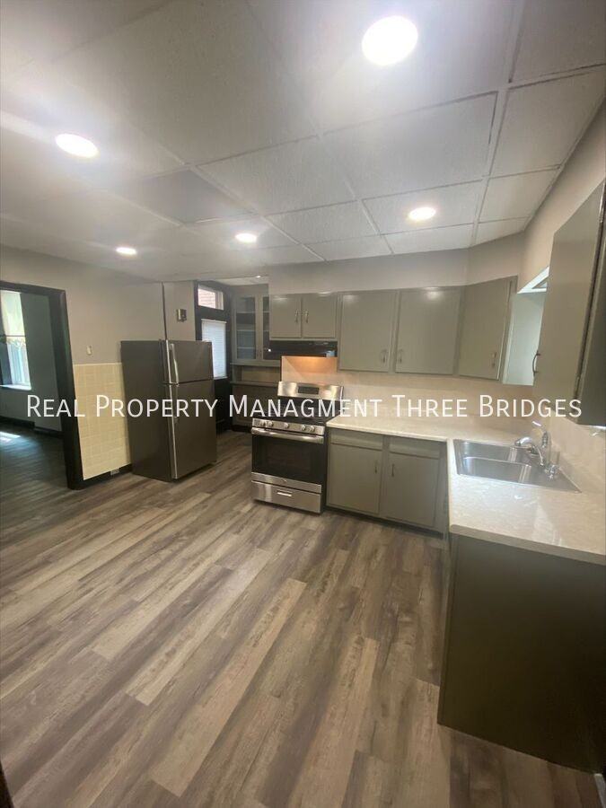 2717 January Ave - Photo 5 of 16