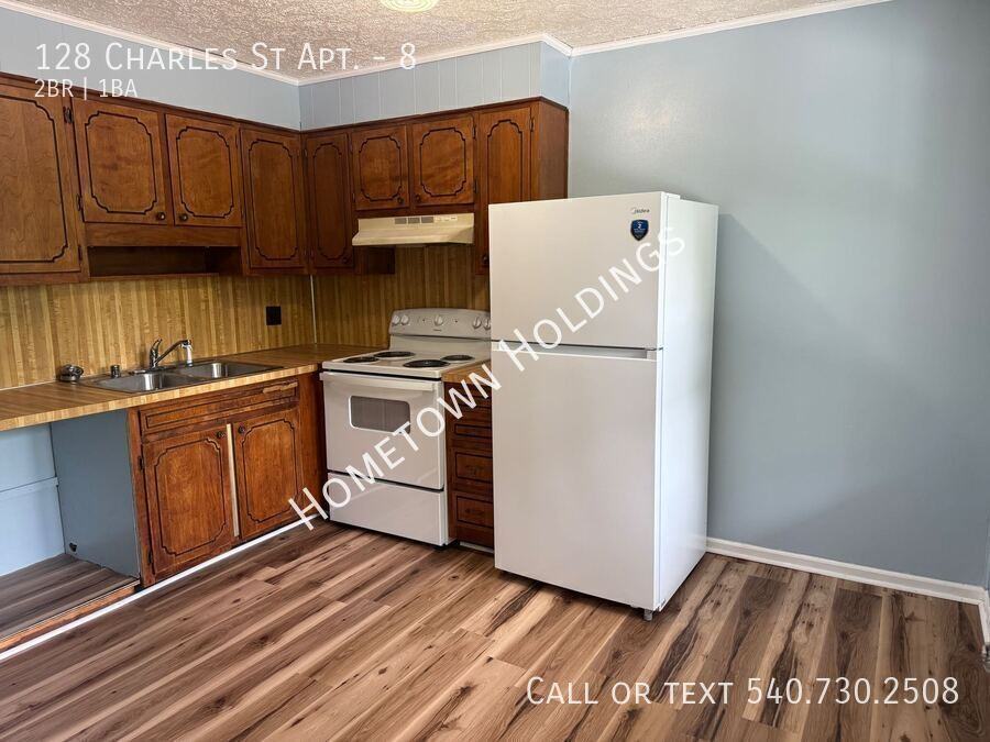 128 Charles St #8 - Photo 3 of 14