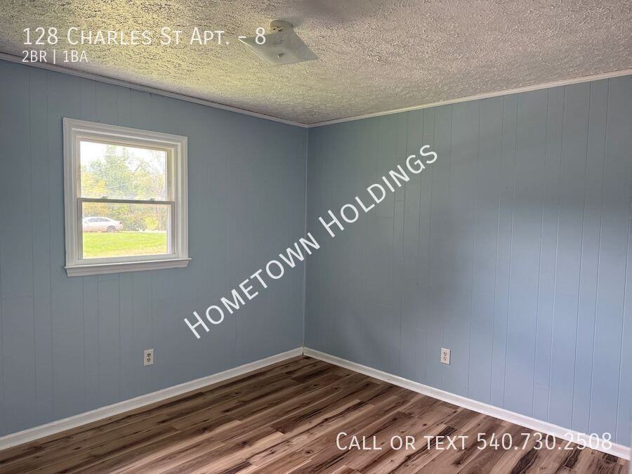 128 Charles St #8 - Photo 4 of 14