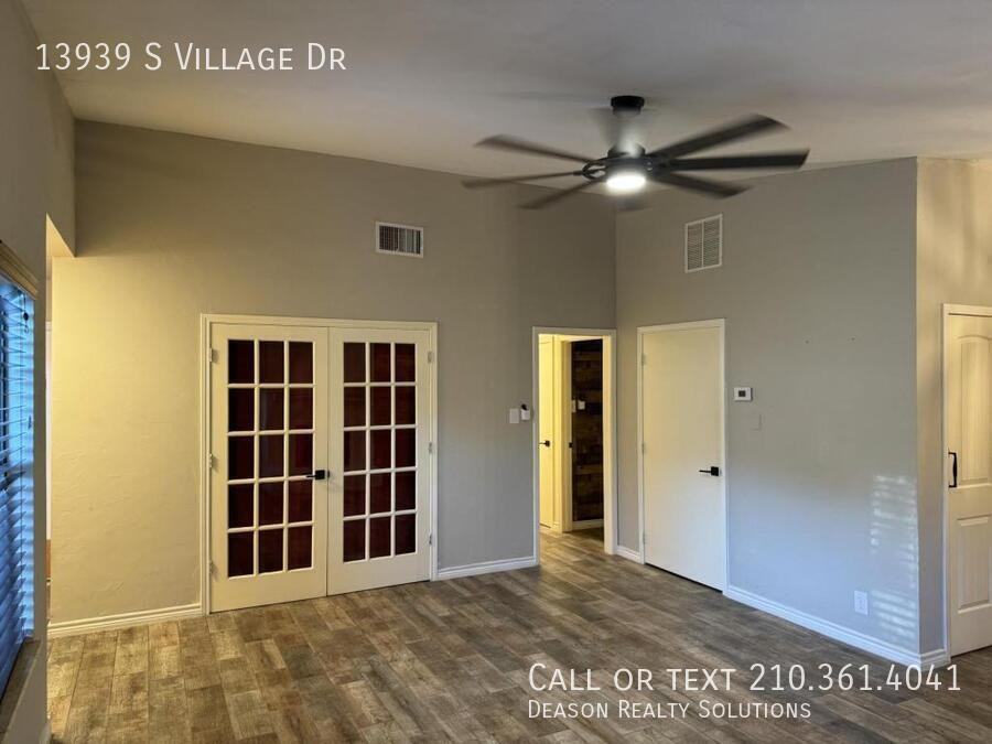13939 S Village Dr - Photo 4 of 13
