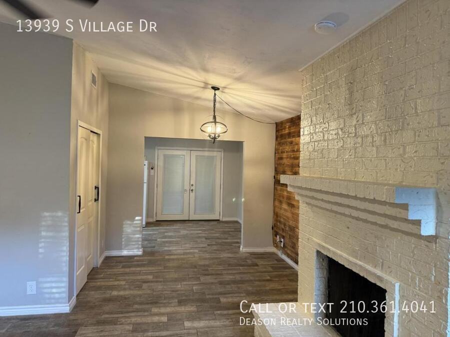 13939 S Village Dr - Photo 5 of 13