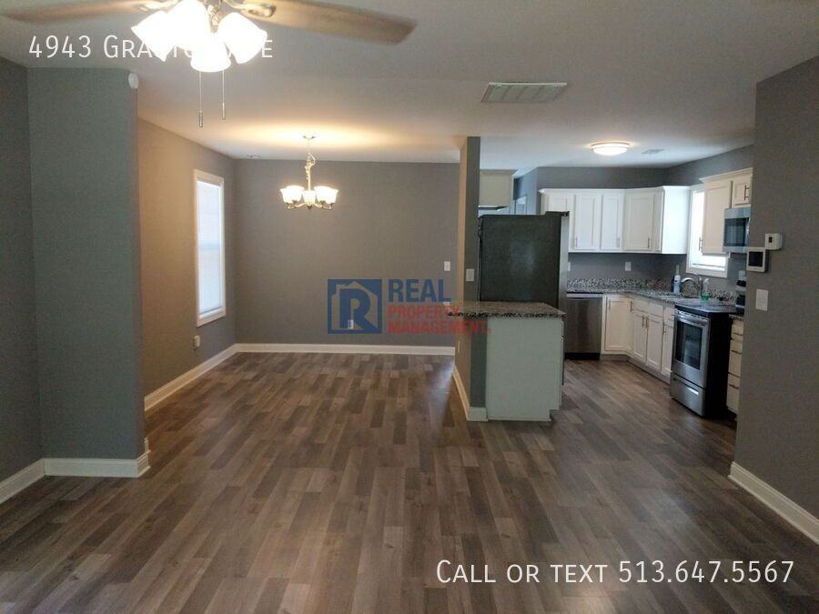 4943 Graston Ave - Photo 2 of 15