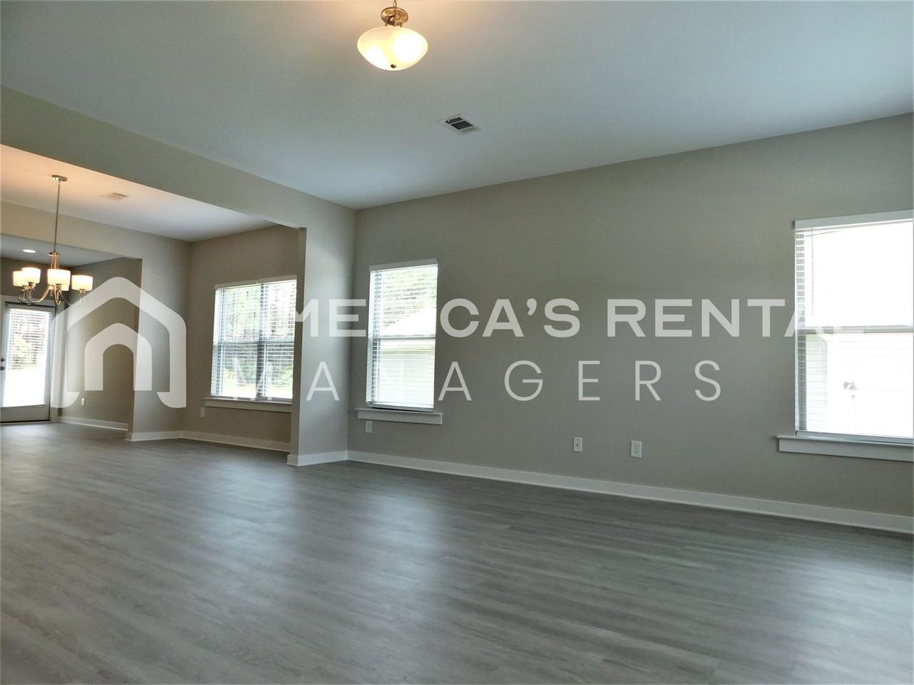 15537 Crimson Ridge Cir - Photo 4 of 24