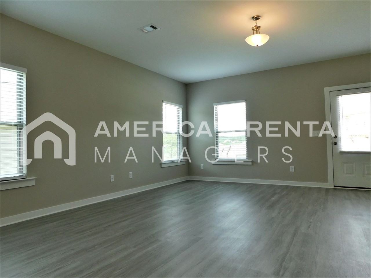 15537 Crimson Ridge Cir - Photo 5 of 24