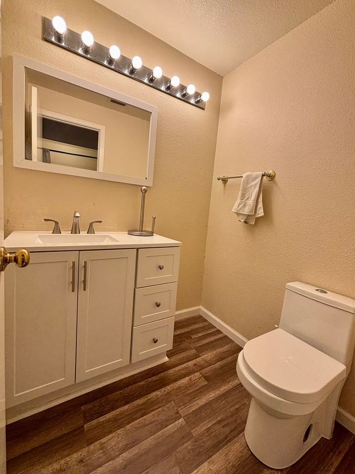 1830 Highland Way - Photo 6 of 15