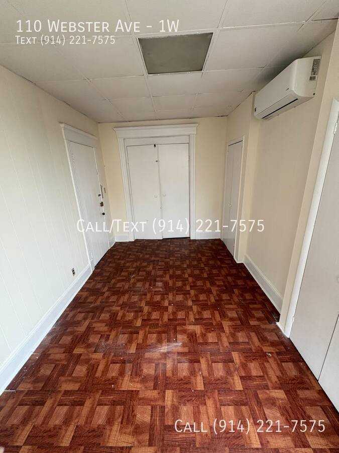 110 Webster Ave #1W - Photo 5 of 8