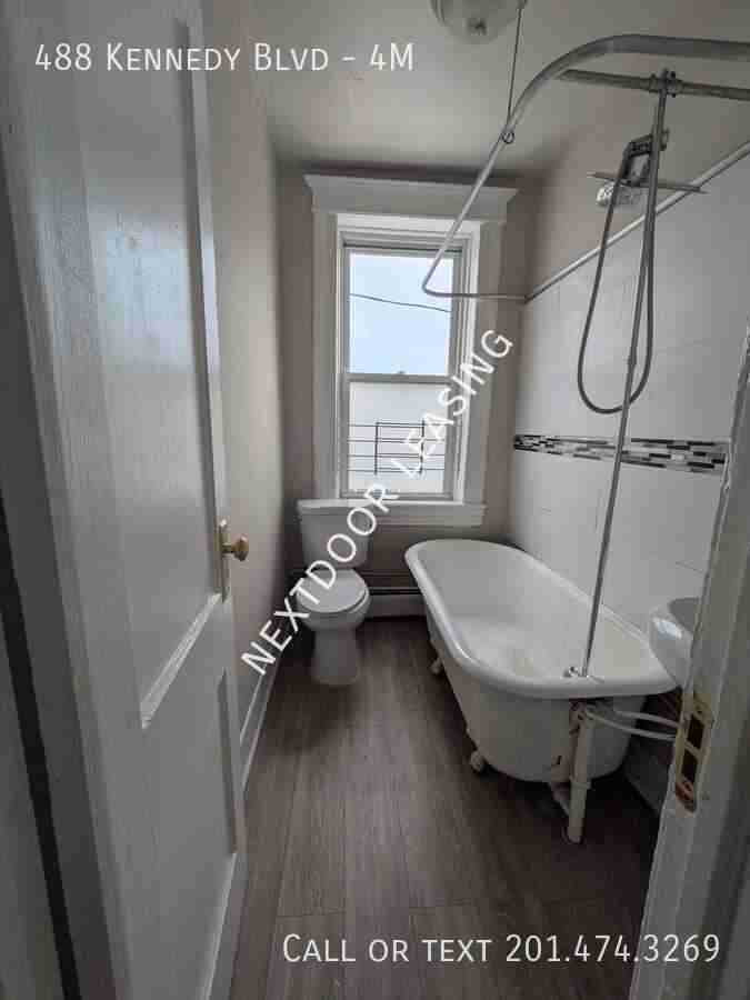 488 Kennedy Blvd #4M - Photo 2 of 5