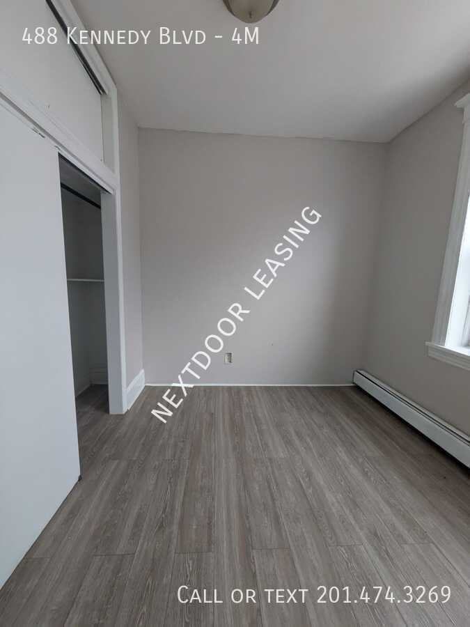 488 Kennedy Blvd #4M - Photo 5 of 5