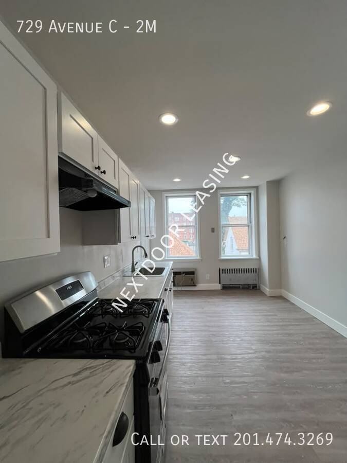 729 Avenue C #2M - Photo 3 of 27