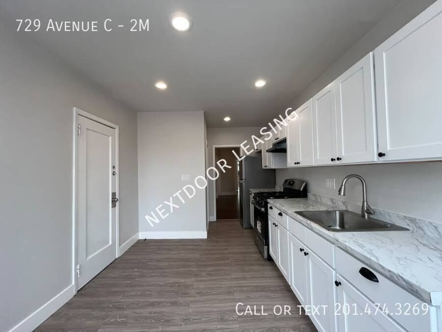 729 Avenue C #2M - Photo 4 of 27