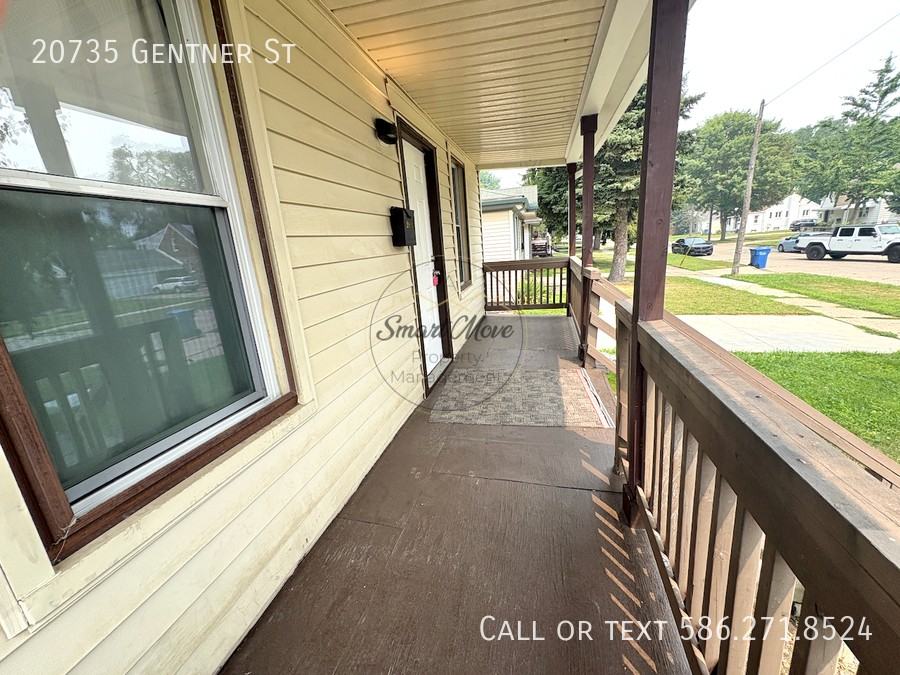 20735 Gentner St - Photo 2 of 20