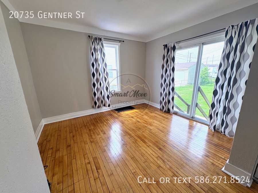 20735 Gentner St - Photo 5 of 20