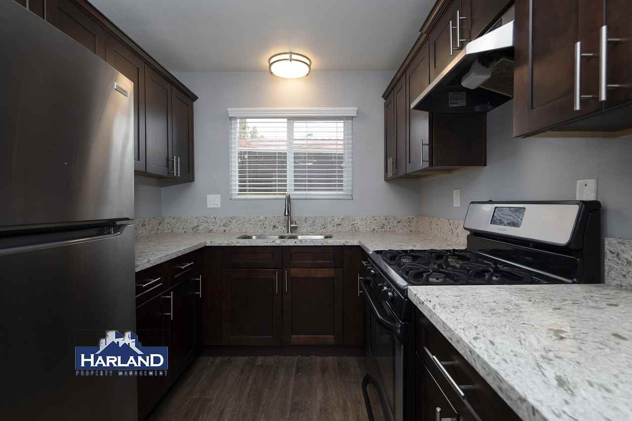4515 Bancroft St - Photo 3 of 13