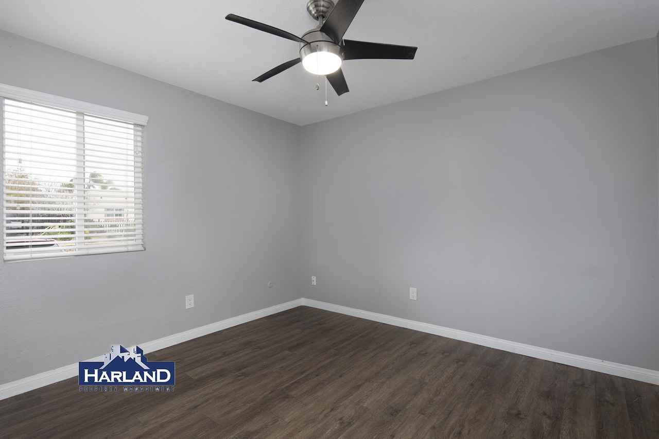 4515 Bancroft St - Photo 7 of 13